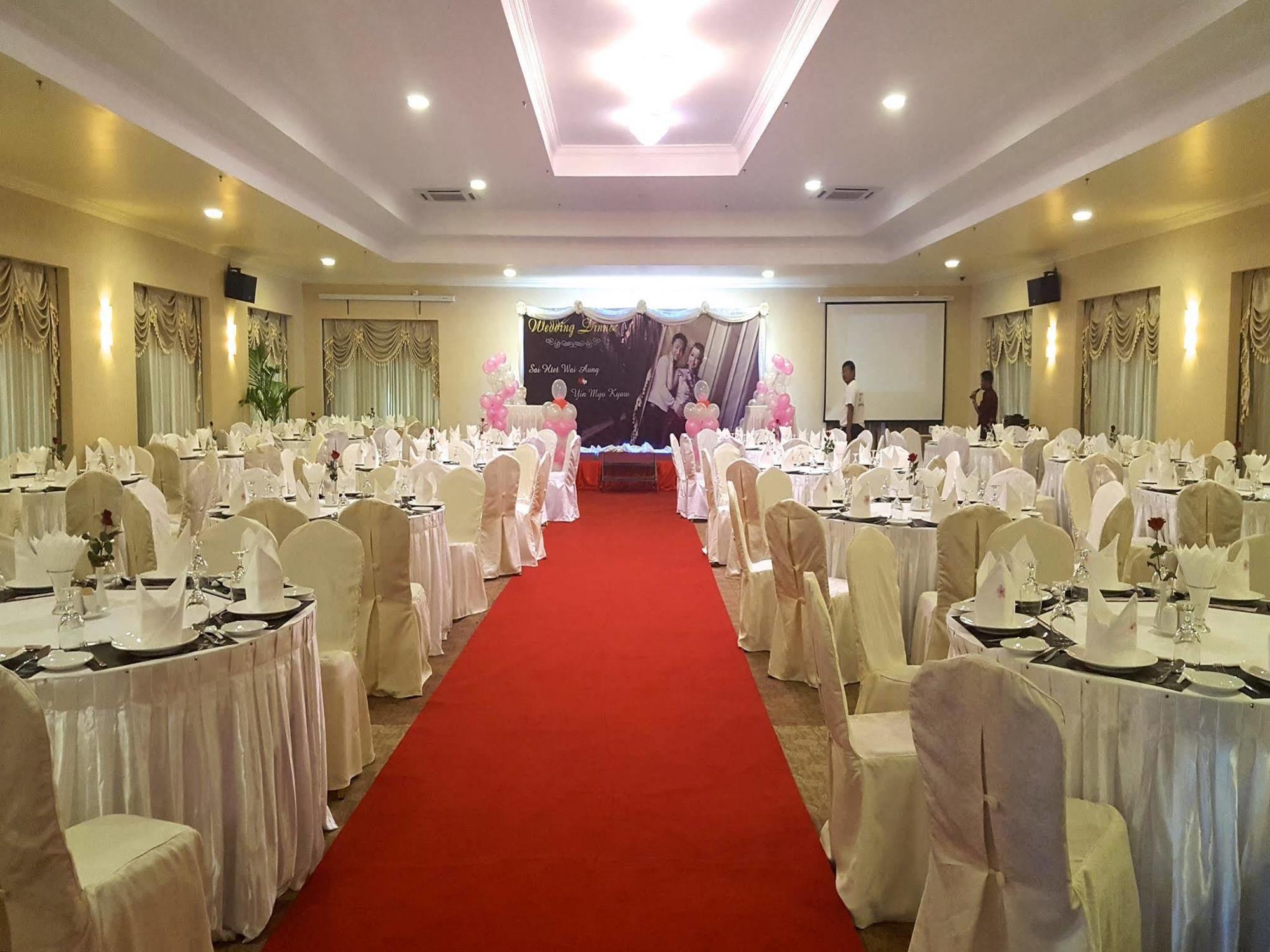 Royal Taunggyi Hotel Eksteriør bilde